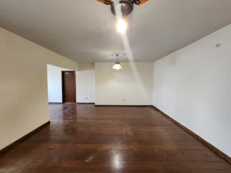 Alugar Casa / Padr&atilde;o em S&atilde;o Jos&eacute; do Rio Preto R$ 2.000,00 - Foto 2