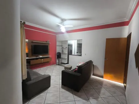 Alugar Casa / Padr&atilde;o em S&atilde;o Jos&eacute; do Rio Preto. apenas R$ 1.300,00