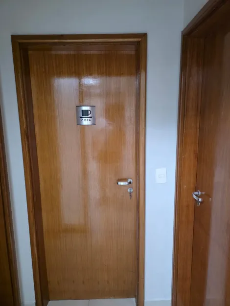 Alugar Comercial / Sala em S&atilde;o Jos&eacute; do Rio Preto R$ 1.200,00 - Foto 8