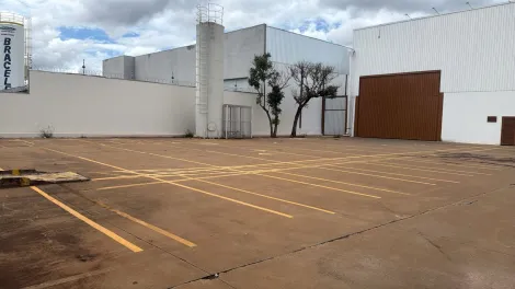 Alugar Comercial / Sal&atilde;o em S&atilde;o Jos&eacute; do Rio Preto R$ 60.000,00 - Foto 3