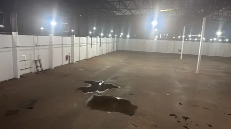 Alugar Comercial / Sal&atilde;o em S&atilde;o Jos&eacute; do Rio Preto R$ 60.000,00 - Foto 6