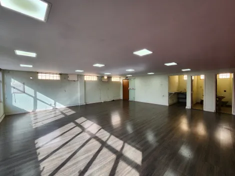 Alugar Comercial / Casa Comercial em S&atilde;o Jos&eacute; do Rio Preto R$ 1.500,00 - Foto 3