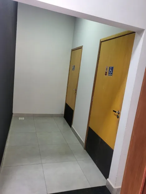 Alugar Comercial / Casa Comercial em S&atilde;o Jos&eacute; do Rio Preto R$ 5.000,00 - Foto 14