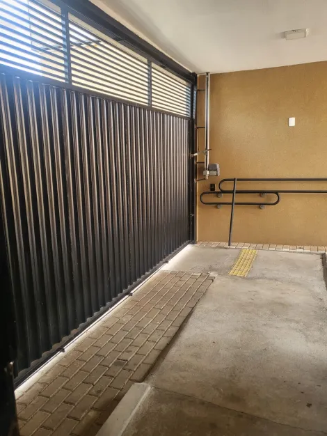 Alugar Comercial / Casa Comercial em S&atilde;o Jos&eacute; do Rio Preto R$ 5.000,00 - Foto 17
