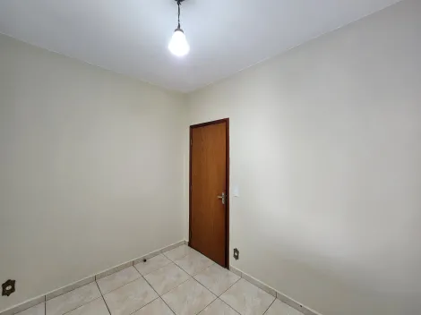 Alugar Casa / Padr&atilde;o em S&atilde;o Jos&eacute; do Rio Preto R$ 2.000,00 - Foto 6