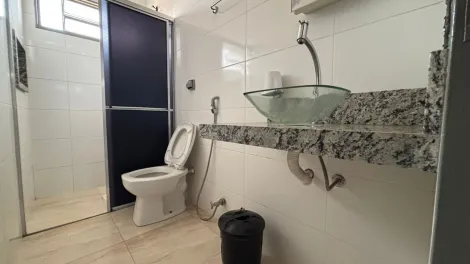 Alugar Apartamento / Padr&atilde;o em S&atilde;o Jos&eacute; do Rio Preto R$ 1.600,00 - Foto 7
