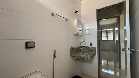 Alugar Apartamento / Padr&atilde;o em S&atilde;o Jos&eacute; do Rio Preto R$ 1.600,00 - Foto 8