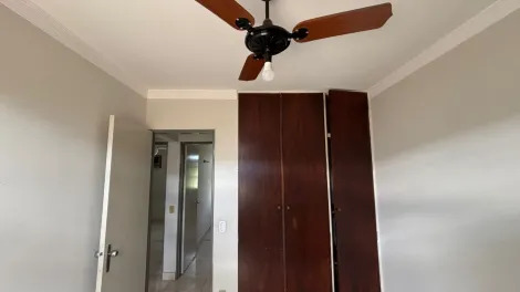 Alugar Apartamento / Padr&atilde;o em S&atilde;o Jos&eacute; do Rio Preto R$ 1.600,00 - Foto 14