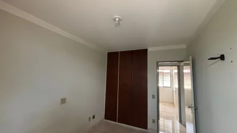 Alugar Apartamento / Padr&atilde;o em S&atilde;o Jos&eacute; do Rio Preto R$ 1.600,00 - Foto 17