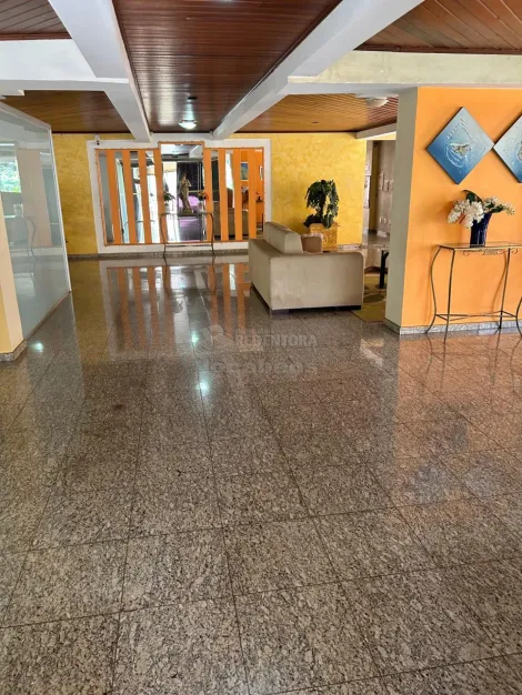 Alugar Apartamento / Padr&atilde;o em S&atilde;o Jos&eacute; do Rio Preto R$ 900,00 - Foto 17