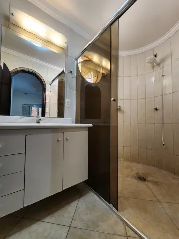 Alugar Casa / Padr&atilde;o em S&atilde;o Jos&eacute; do Rio Preto R$ 3.700,00 - Foto 10