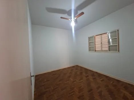 Alugar Casa / Padr&atilde;o em S&atilde;o Jos&eacute; do Rio Preto R$ 1.900,00 - Foto 5