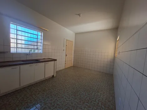 Alugar Casa / Padr&atilde;o em S&atilde;o Jos&eacute; do Rio Preto R$ 1.900,00 - Foto 4