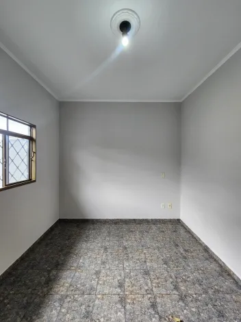Alugar Casa / Padr&atilde;o em S&atilde;o Jos&eacute; do Rio Preto R$ 2.500,00 - Foto 2