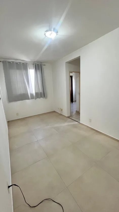 Alugar Apartamento / Padr&atilde;o em S&atilde;o Jos&eacute; do Rio Preto R$ 790,00 - Foto 9