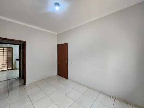 Alugar Casa / Padr&atilde;o em S&atilde;o Jos&eacute; do Rio Preto R$ 1.400,00 - Foto 3