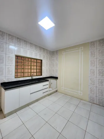 Alugar Casa / Padr&atilde;o em S&atilde;o Jos&eacute; do Rio Preto R$ 1.400,00 - Foto 4