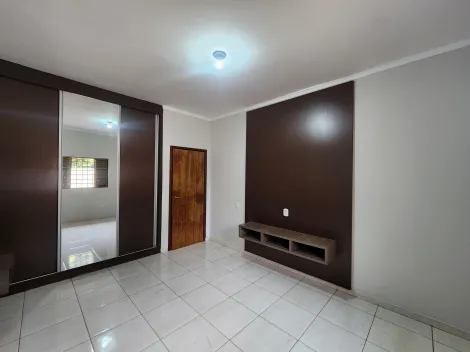 Alugar Casa / Padr&atilde;o em S&atilde;o Jos&eacute; do Rio Preto R$ 1.400,00 - Foto 6