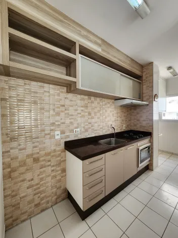 Alugar Apartamento / Padr&atilde;o em S&atilde;o Jos&eacute; do Rio Preto R$ 2.200,00 - Foto 5