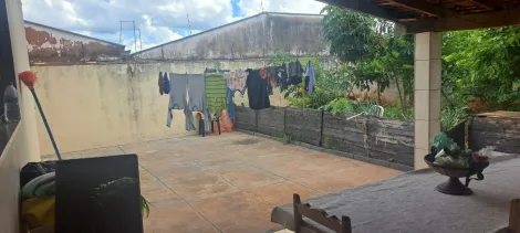Alugar Casa / Padr&atilde;o em S&atilde;o Jos&eacute; do Rio Preto R$ 1.055,52 - Foto 14