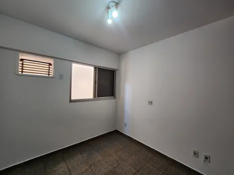 Alugar Apartamento / Padr&atilde;o em S&atilde;o Jos&eacute; do Rio Preto R$ 700,00 - Foto 5