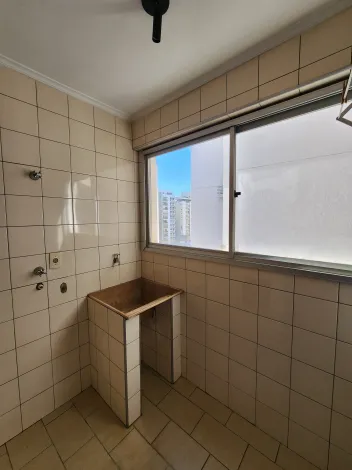 Alugar Apartamento / Padr&atilde;o em S&atilde;o Jos&eacute; do Rio Preto R$ 700,00 - Foto 8