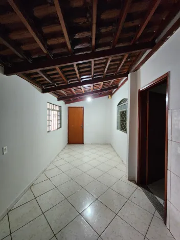 Alugar Casa / Padr&atilde;o em S&atilde;o Jos&eacute; do Rio Preto R$ 1.400,00 - Foto 3