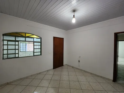 Alugar Casa / Padr&atilde;o em S&atilde;o Jos&eacute; do Rio Preto R$ 1.400,00 - Foto 5