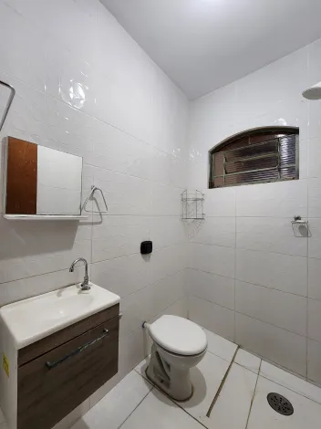 Alugar Casa / Padr&atilde;o em S&atilde;o Jos&eacute; do Rio Preto R$ 1.400,00 - Foto 8
