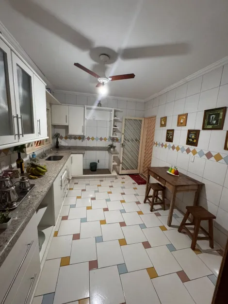 Comprar Casa / Padr&atilde;o em S&atilde;o Jos&eacute; do Rio Preto R$ 700.000,00 - Foto 4