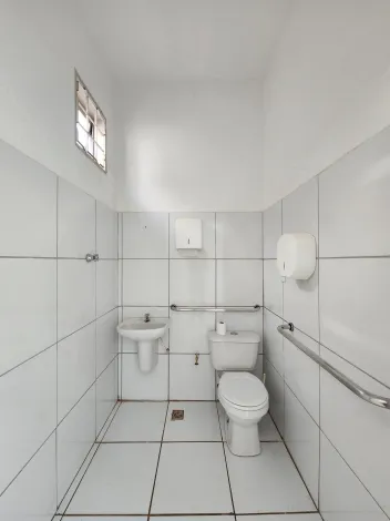Alugar Comercial / Sala em S&atilde;o Jos&eacute; do Rio Preto R$ 970,00 - Foto 3
