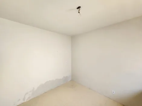 Alugar Casa / Padr&atilde;o em S&atilde;o Jos&eacute; do Rio Preto R$ 750,00 - Foto 3