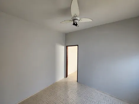 Alugar Casa / Padr&atilde;o em S&atilde;o Jos&eacute; do Rio Preto R$ 750,00 - Foto 5
