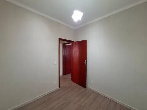Alugar Casa / Padr&atilde;o em S&atilde;o Jos&eacute; do Rio Preto R$ 1.800,00 - Foto 5