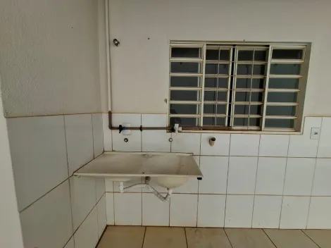Alugar Casa / Padr&atilde;o em S&atilde;o Jos&eacute; do Rio Preto R$ 1.800,00 - Foto 15