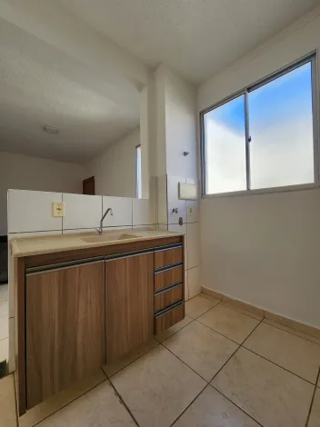 Alugar Apartamento / Padr&atilde;o em S&atilde;o Jos&eacute; do Rio Preto R$ 950,00 - Foto 4