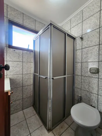 Alugar Apartamento / Padr&atilde;o em S&atilde;o Jos&eacute; do Rio Preto R$ 1.700,00 - Foto 13