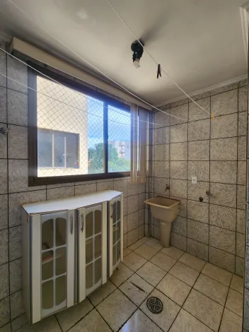Alugar Apartamento / Padr&atilde;o em S&atilde;o Jos&eacute; do Rio Preto R$ 1.700,00 - Foto 17