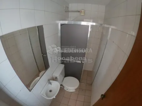 Alugar Apartamento / Padr&atilde;o em S&atilde;o Jos&eacute; do Rio Preto R$ 1.003,89 - Foto 12