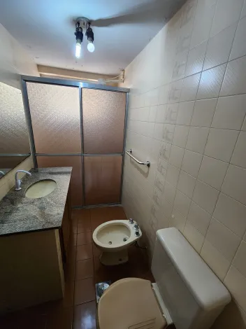 Alugar Apartamento / Padr&atilde;o em S&atilde;o Jos&eacute; do Rio Preto R$ 1.300,00 - Foto 15