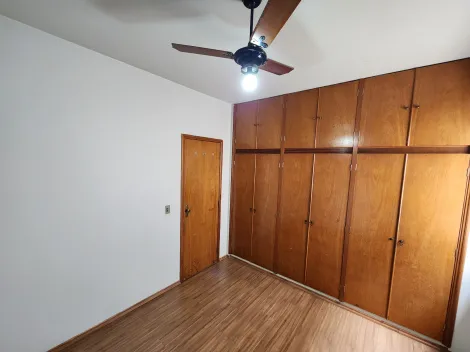 Alugar Apartamento / Padr&atilde;o em S&atilde;o Jos&eacute; do Rio Preto R$ 1.300,00 - Foto 17