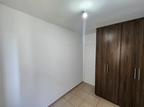 Alugar Apartamento / Padr&atilde;o em S&atilde;o Jos&eacute; do Rio Preto R$ 990,00 - Foto 8