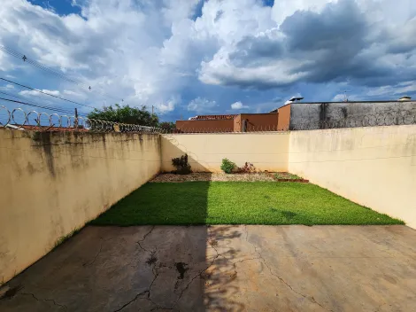 Alugar Casa / Condom&iacute;nio em S&atilde;o Jos&eacute; do Rio Preto R$ 1.550,00 - Foto 3