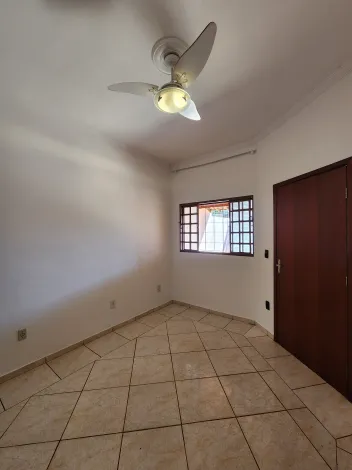 Alugar Casa / Padr&atilde;o em S&atilde;o Jos&eacute; do Rio Preto R$ 1.139,23 - Foto 3