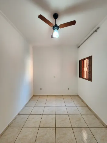 Alugar Casa / Padr&atilde;o em S&atilde;o Jos&eacute; do Rio Preto R$ 1.139,23 - Foto 8