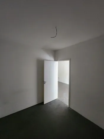 Alugar Comercial / Sal&atilde;o em S&atilde;o Jos&eacute; do Rio Preto R$ 2.200,00 - Foto 5