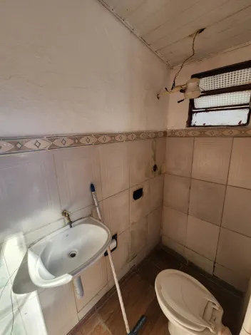Alugar Casa / Padr&atilde;o em S&atilde;o Jos&eacute; do Rio Preto R$ 550,00 - Foto 2