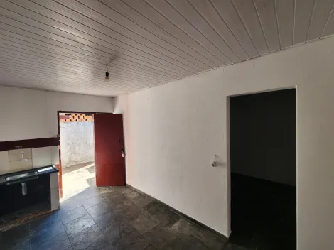 Alugar Casa / Padr&atilde;o em S&atilde;o Jos&eacute; do Rio Preto R$ 550,00 - Foto 3