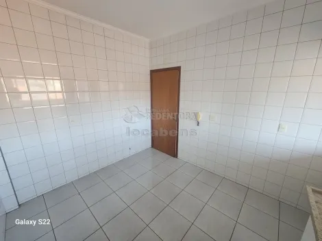 Alugar Apartamento / Padr&atilde;o em S&atilde;o Jos&eacute; do Rio Preto R$ 1.400,00 - Foto 5