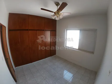 Alugar Apartamento / Padr&atilde;o em S&atilde;o Jos&eacute; do Rio Preto R$ 1.300,00 - Foto 9